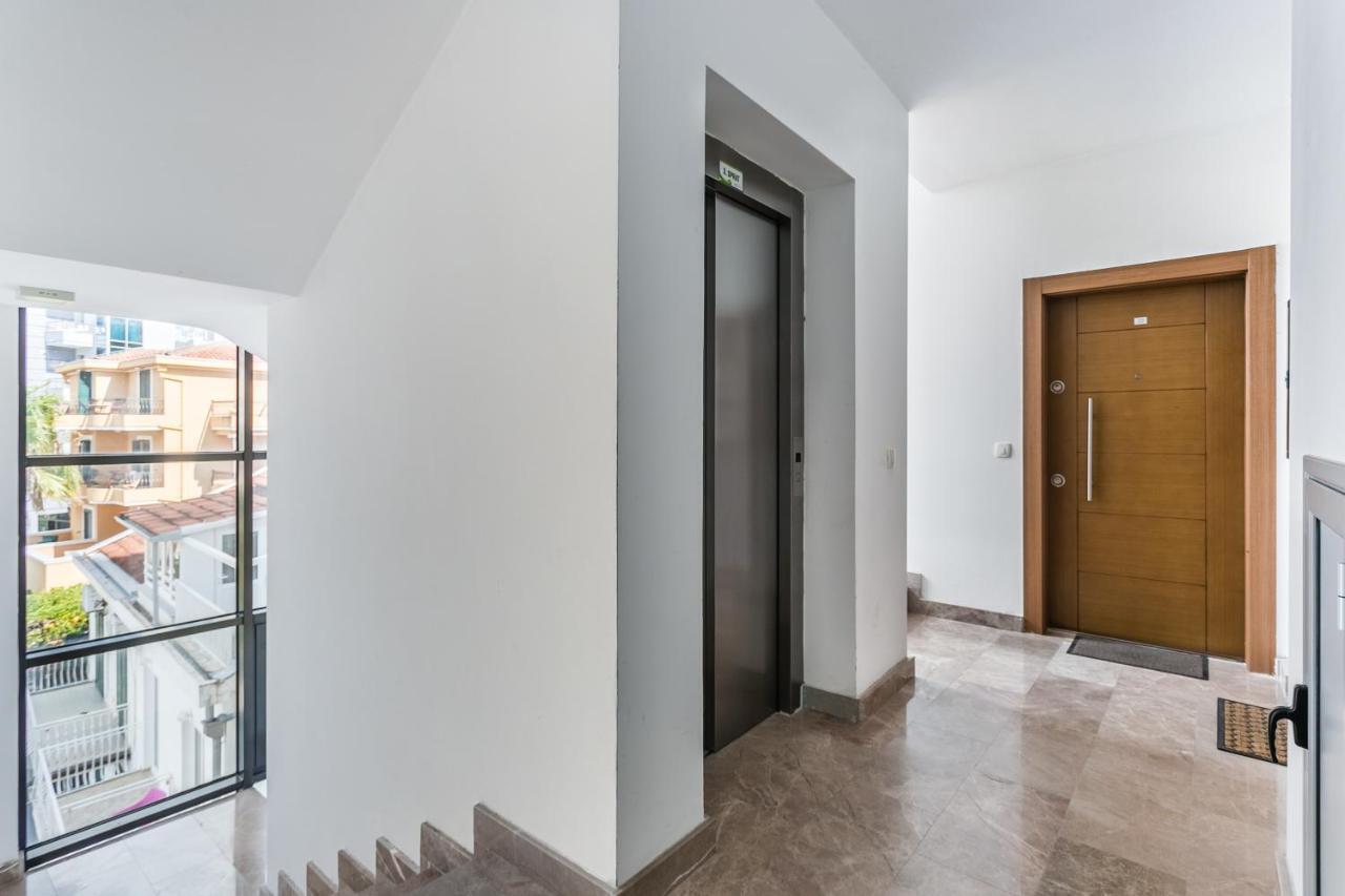 Apartments Beatrice Рафаиловичи Екстериор снимка